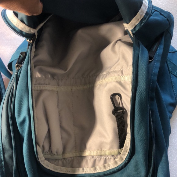 Nike bag pack . Jade green color - Picture 13 of 15